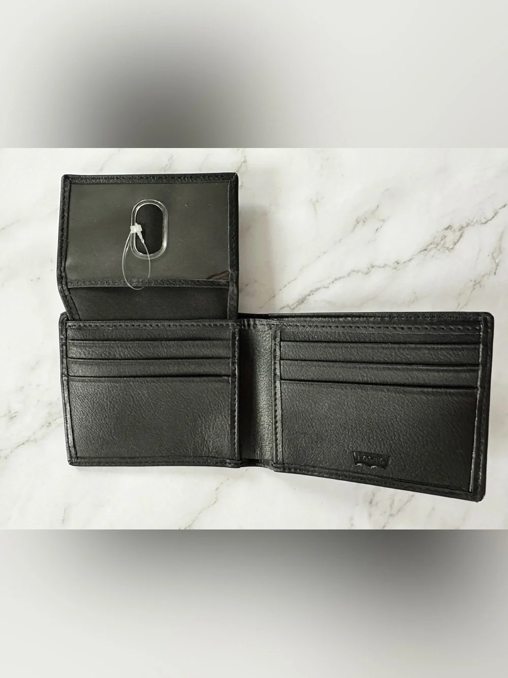 Levi's Black Faux Leather Wallet (New Without Tags)